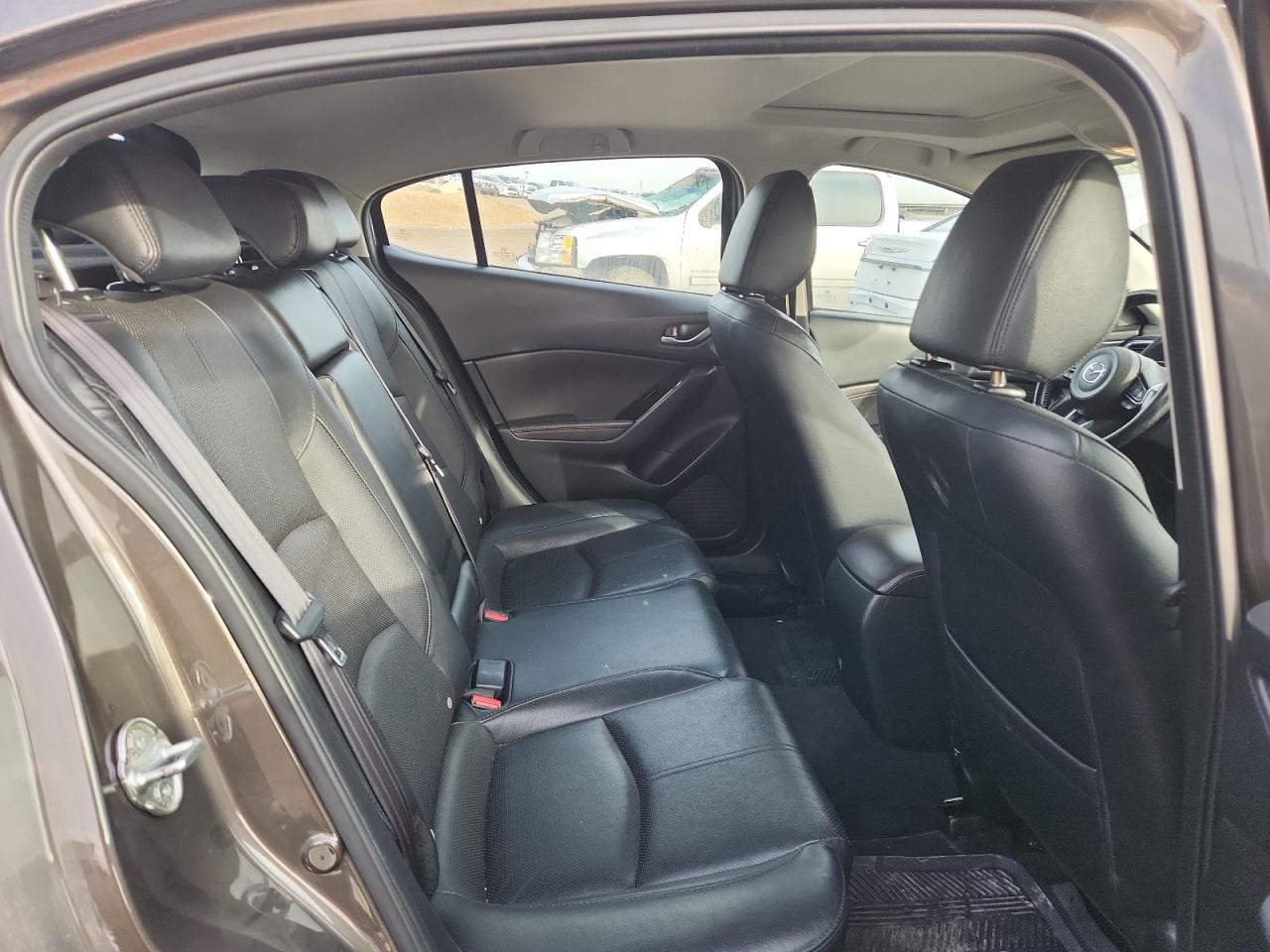 MAZDA 3 GRAND TOURING