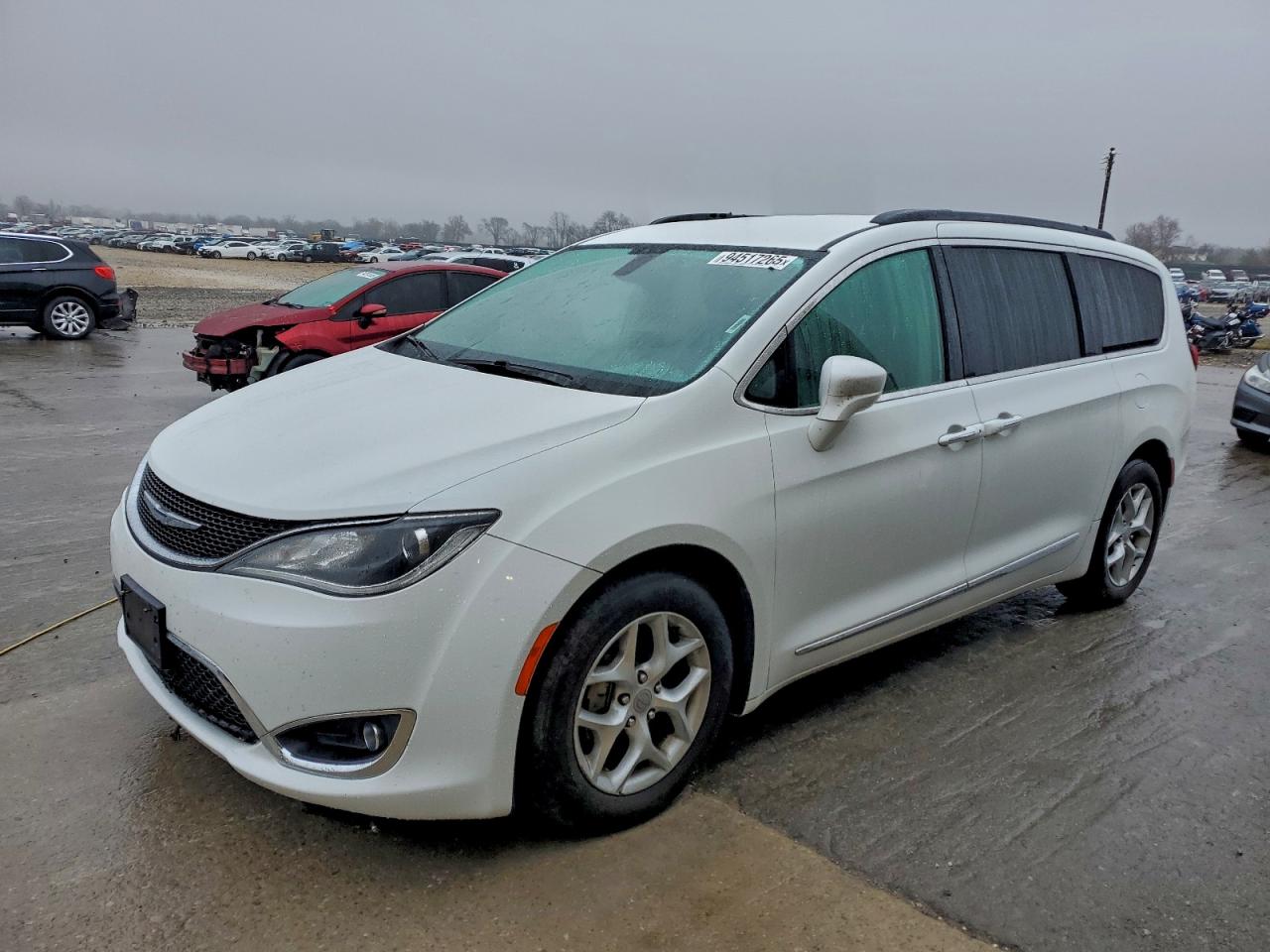 CHRYSLER PACIFICA TOURING L