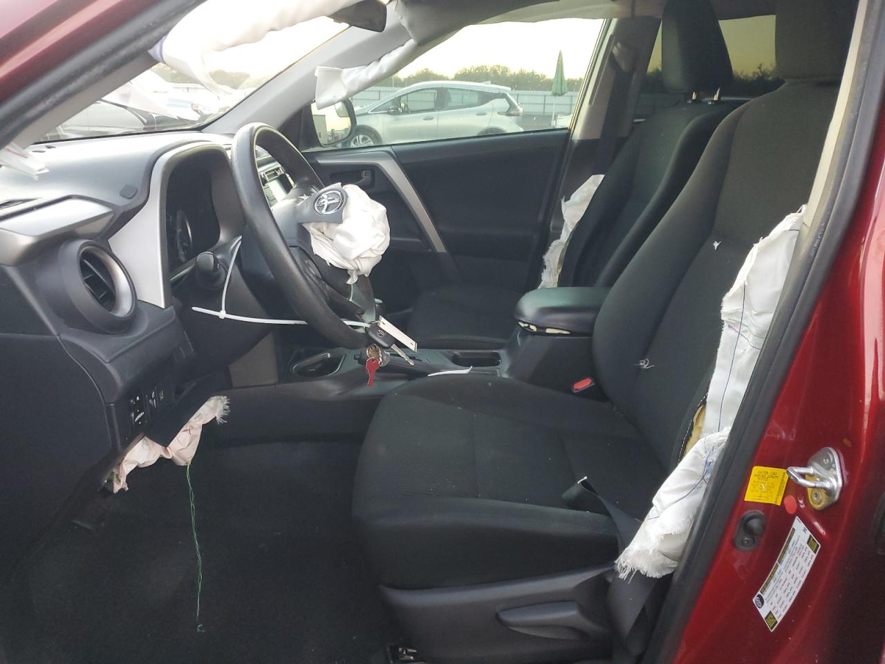 Lot #3310302094 2018 TOYOTA RAV4 LE