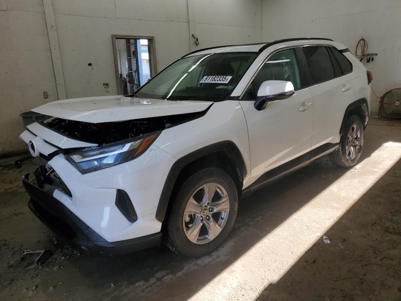 TOYOTA RAV4 XLE