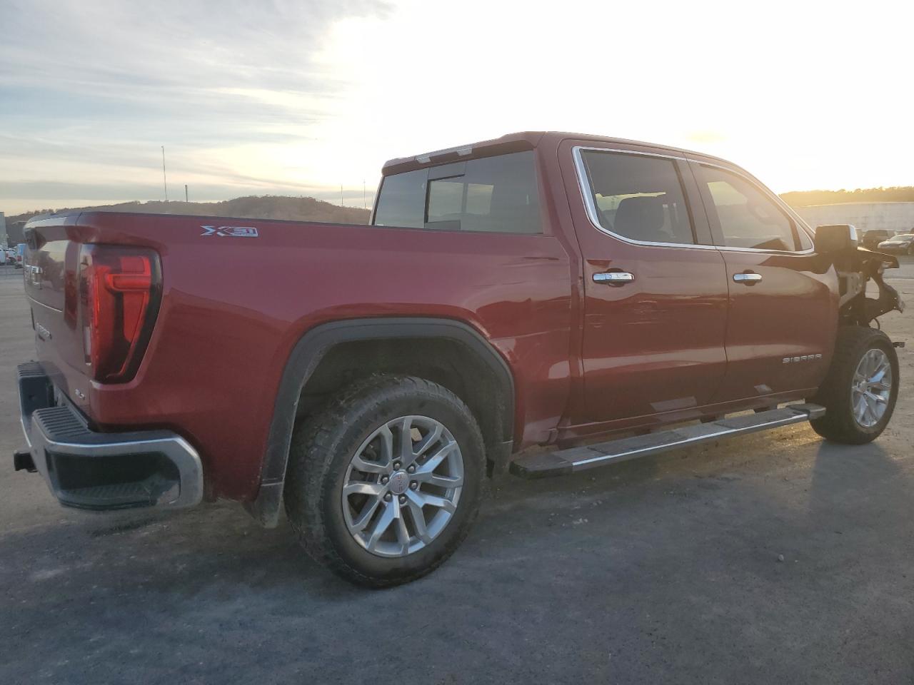 GMC SIERRA K1500 SLT