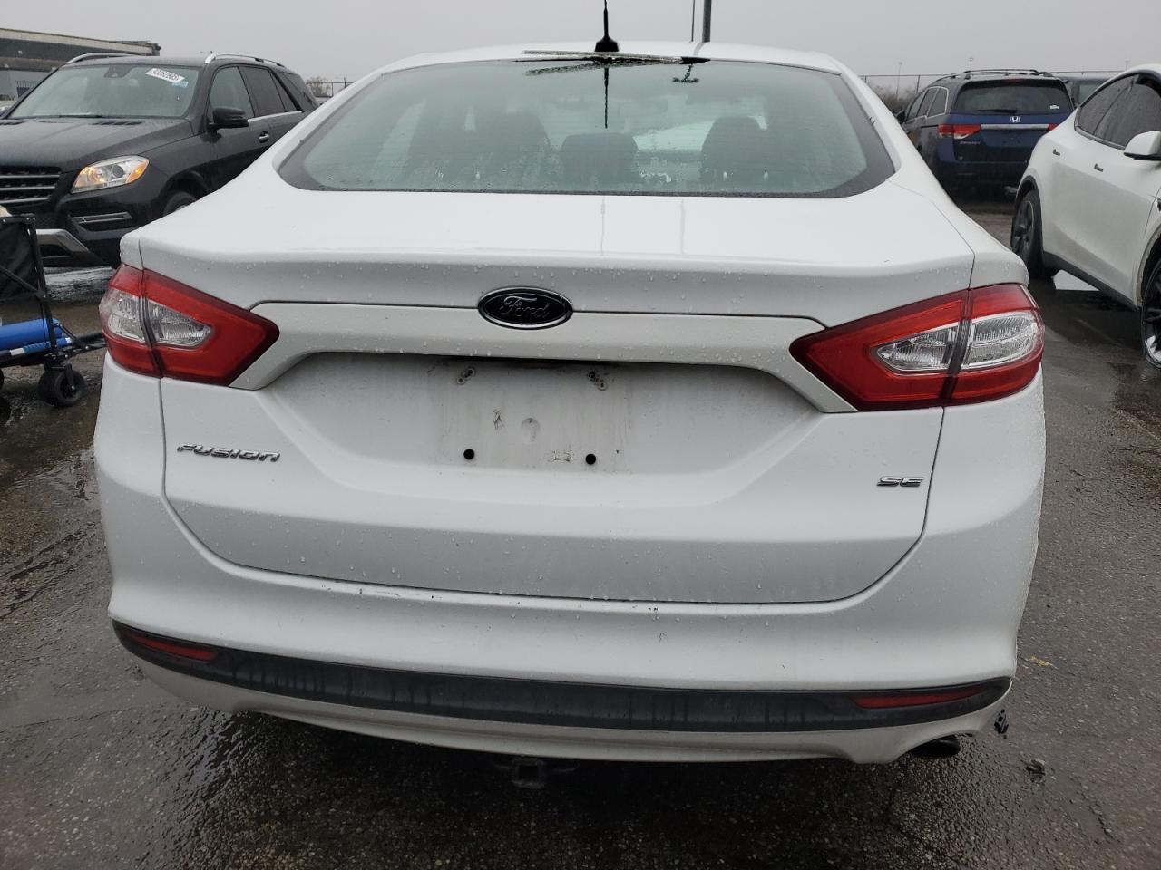 FORD FUSION SE