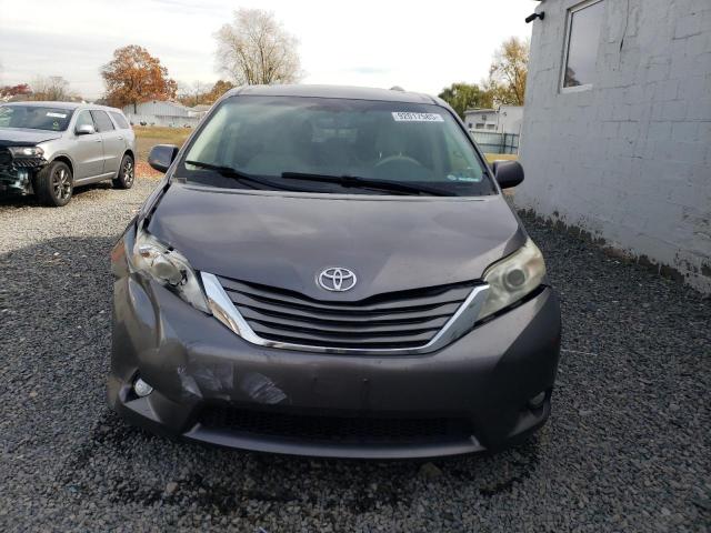 2011 TOYOTA SIENNA XLE #3286553184