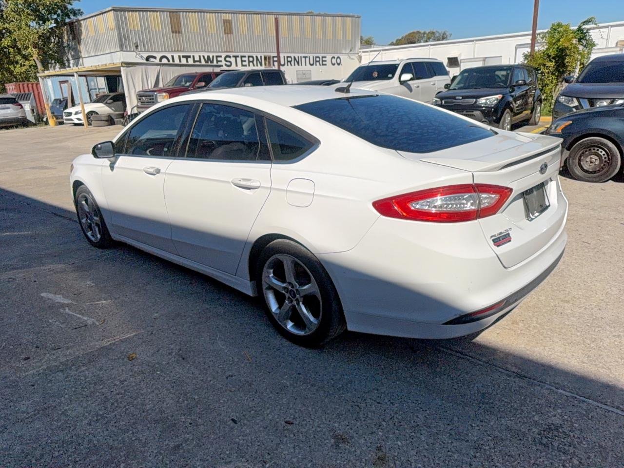 FORD FUSION SE