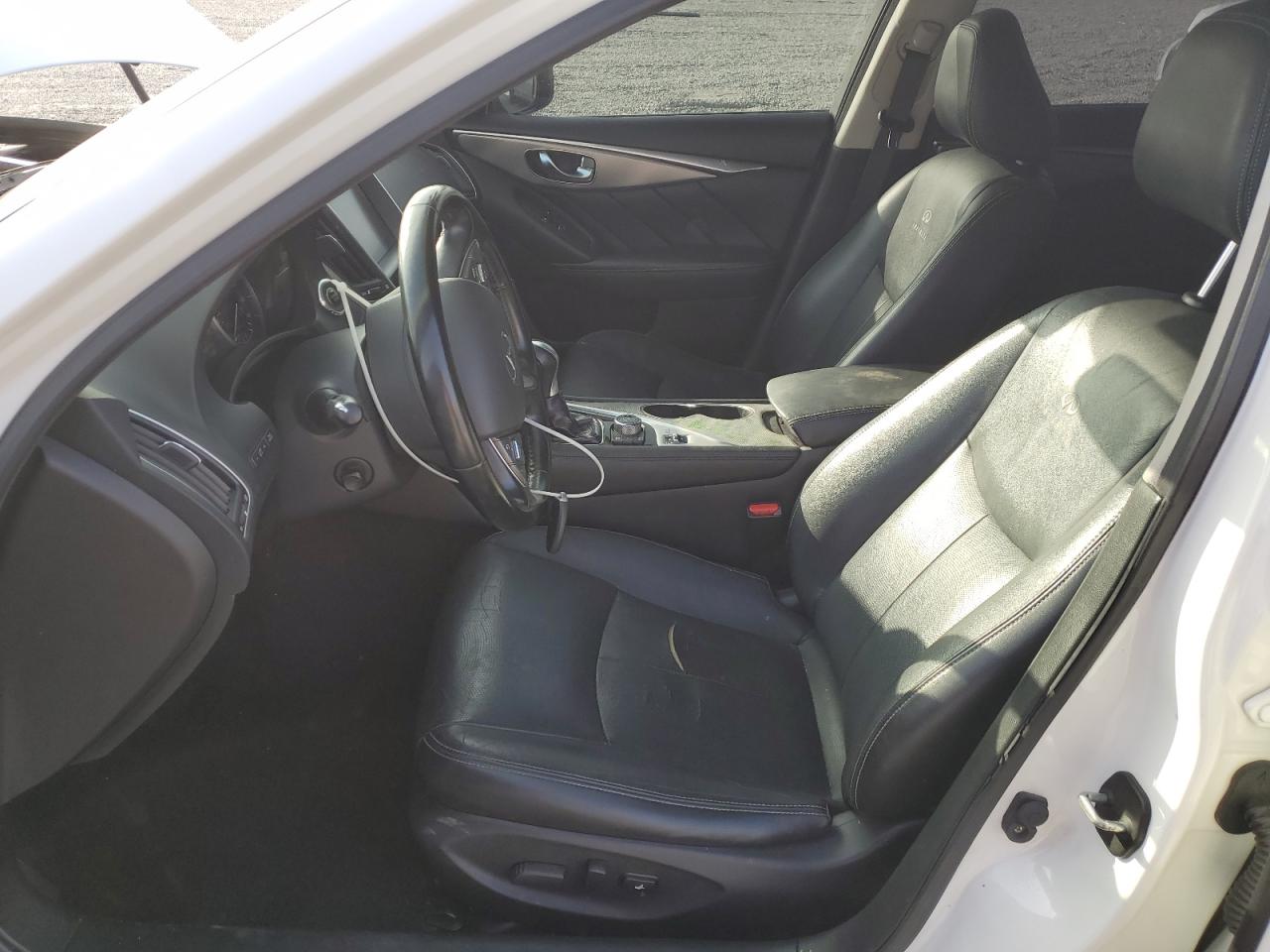 INFINITI Q50 HYBRID PREMIUM