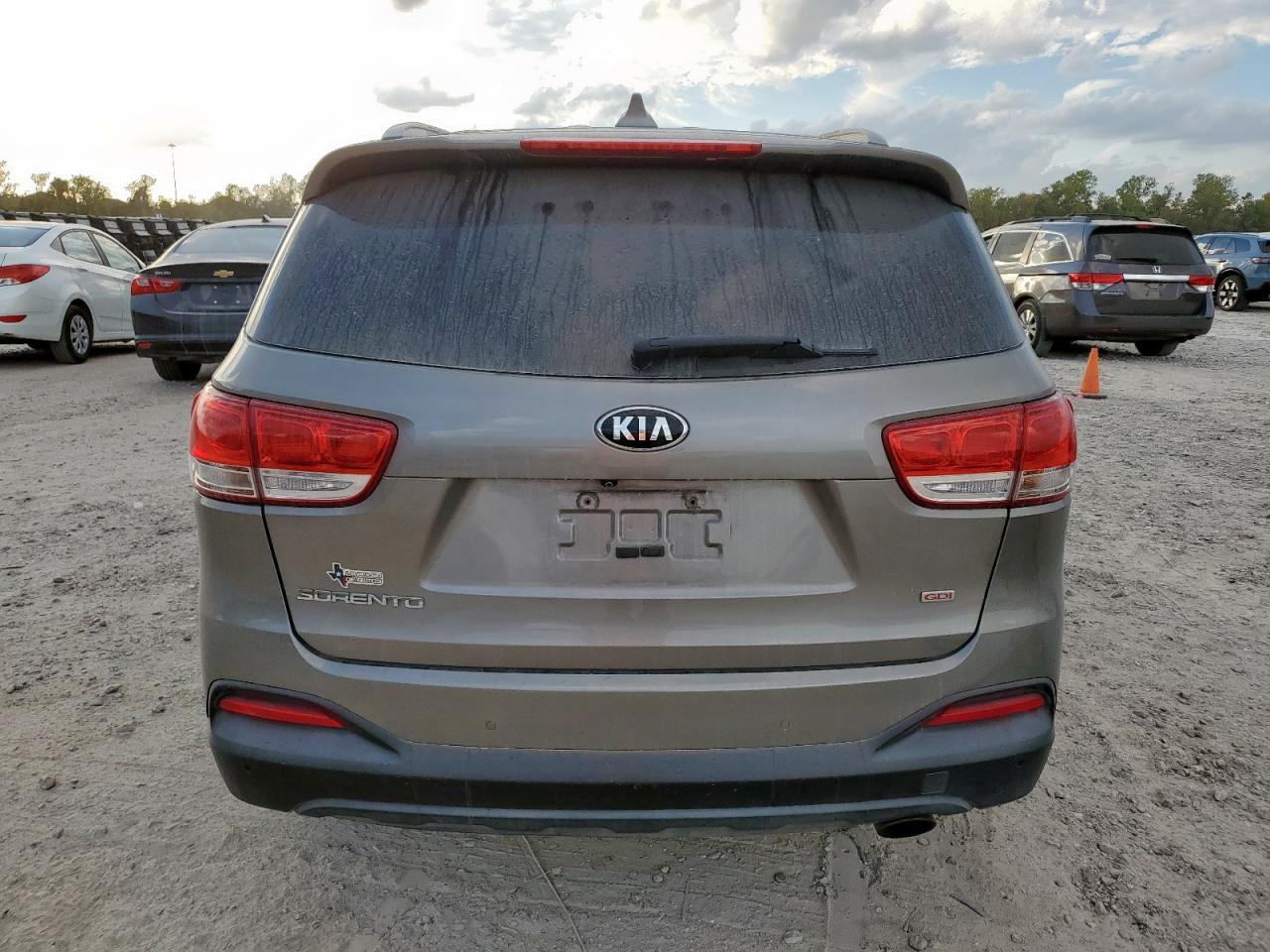 KIA SORENTO LX
