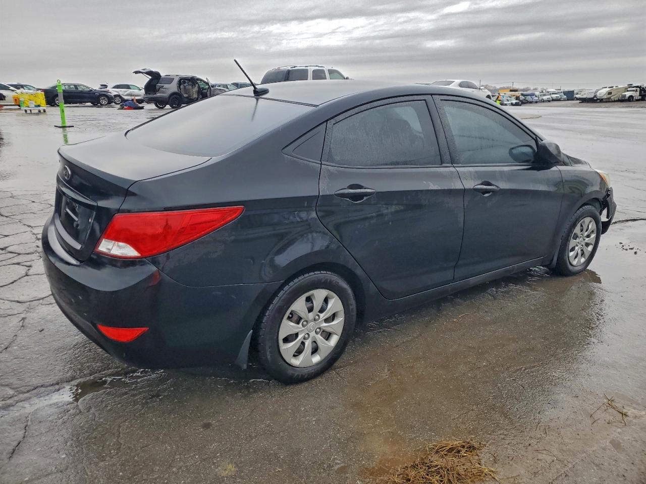 HYUNDAI ACCENT SE