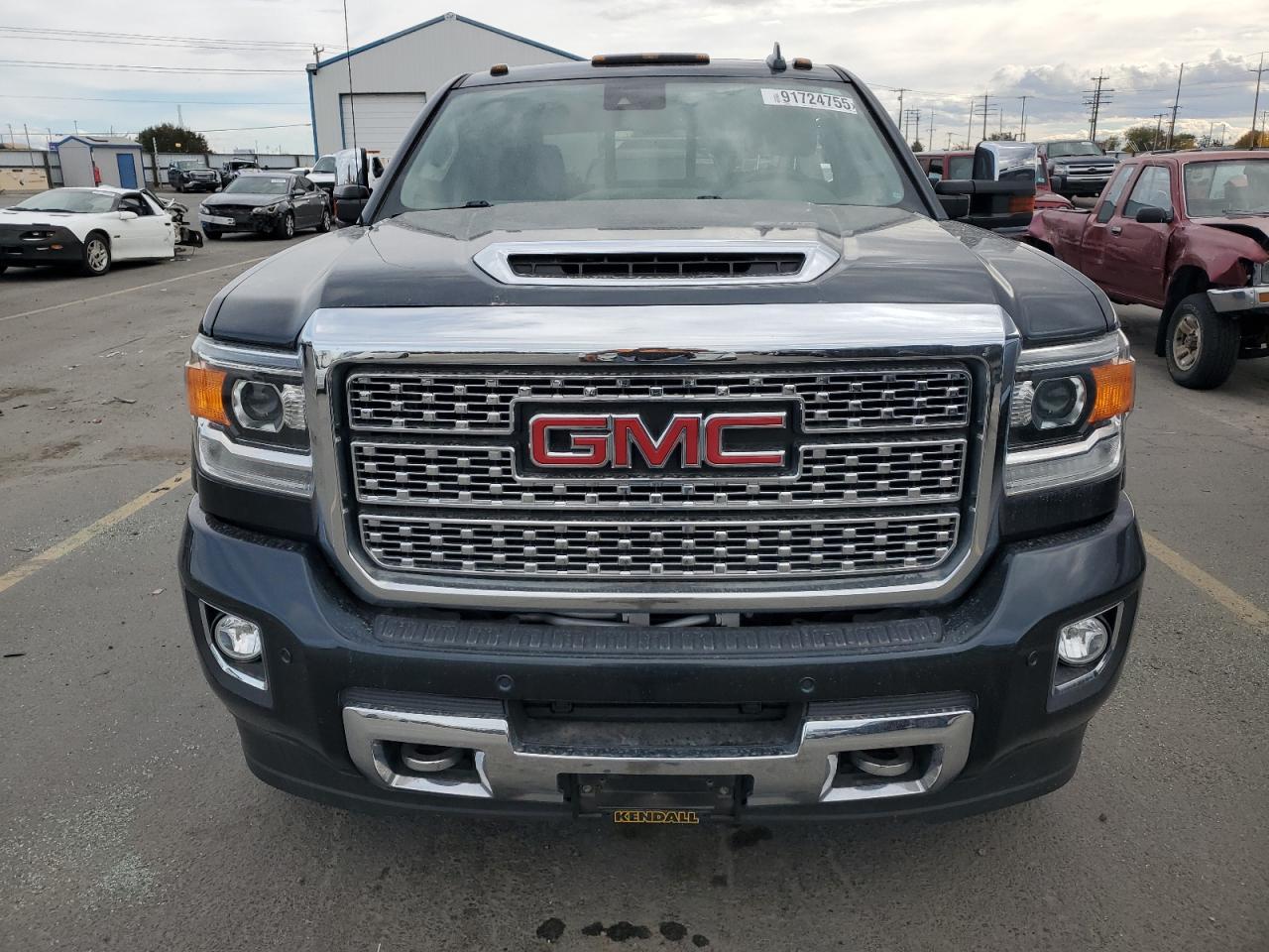 GMC SIERRA K3500 DENALI