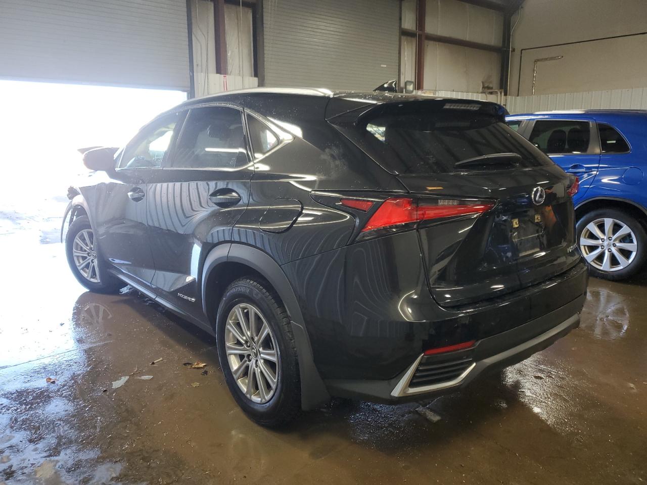 LEXUS NX 300H BASE