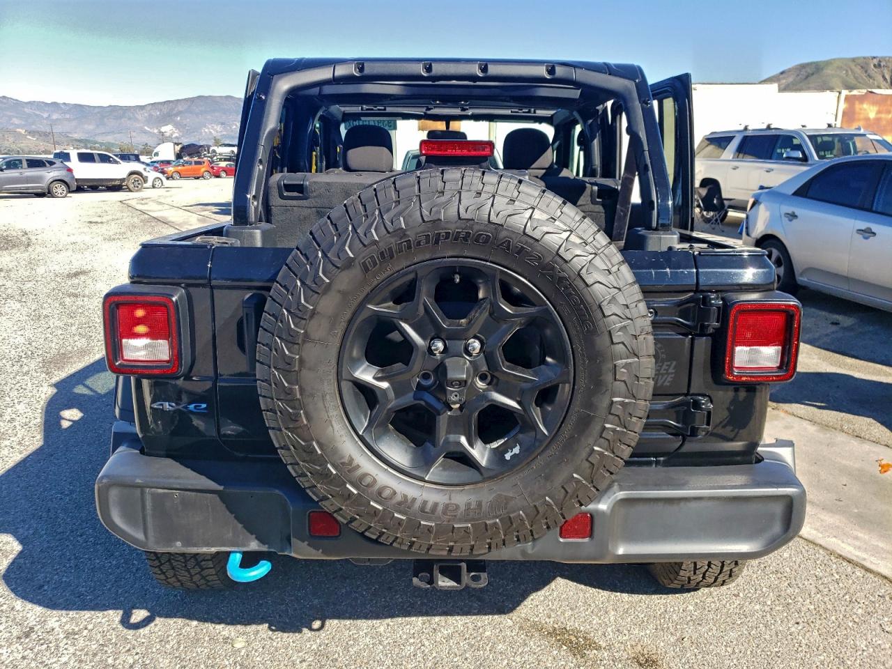 Lot #3316061257 2023 JEEP WRANGLER 4