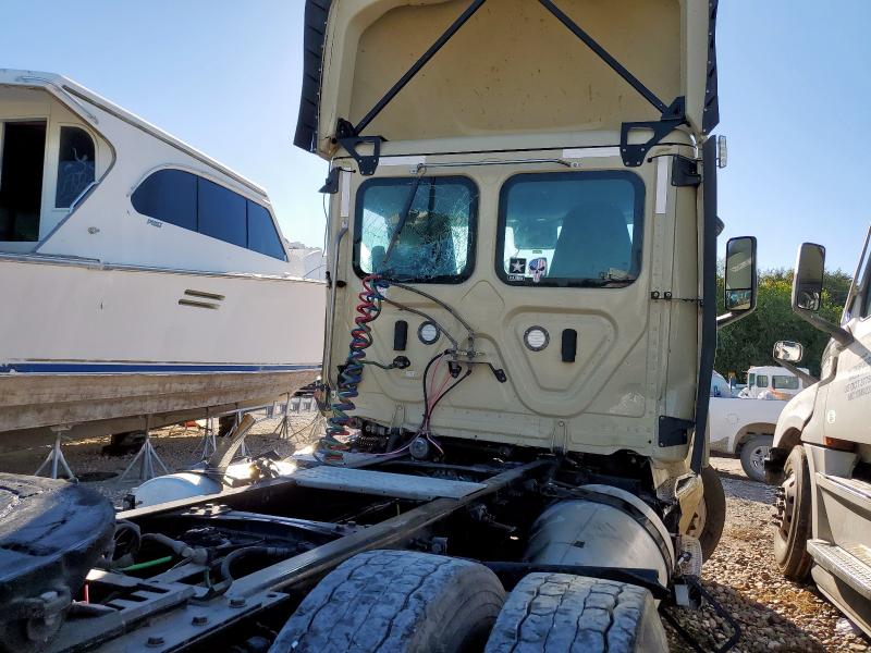 2021 FREIGHTLINER CASCADIA 1 #3296945874