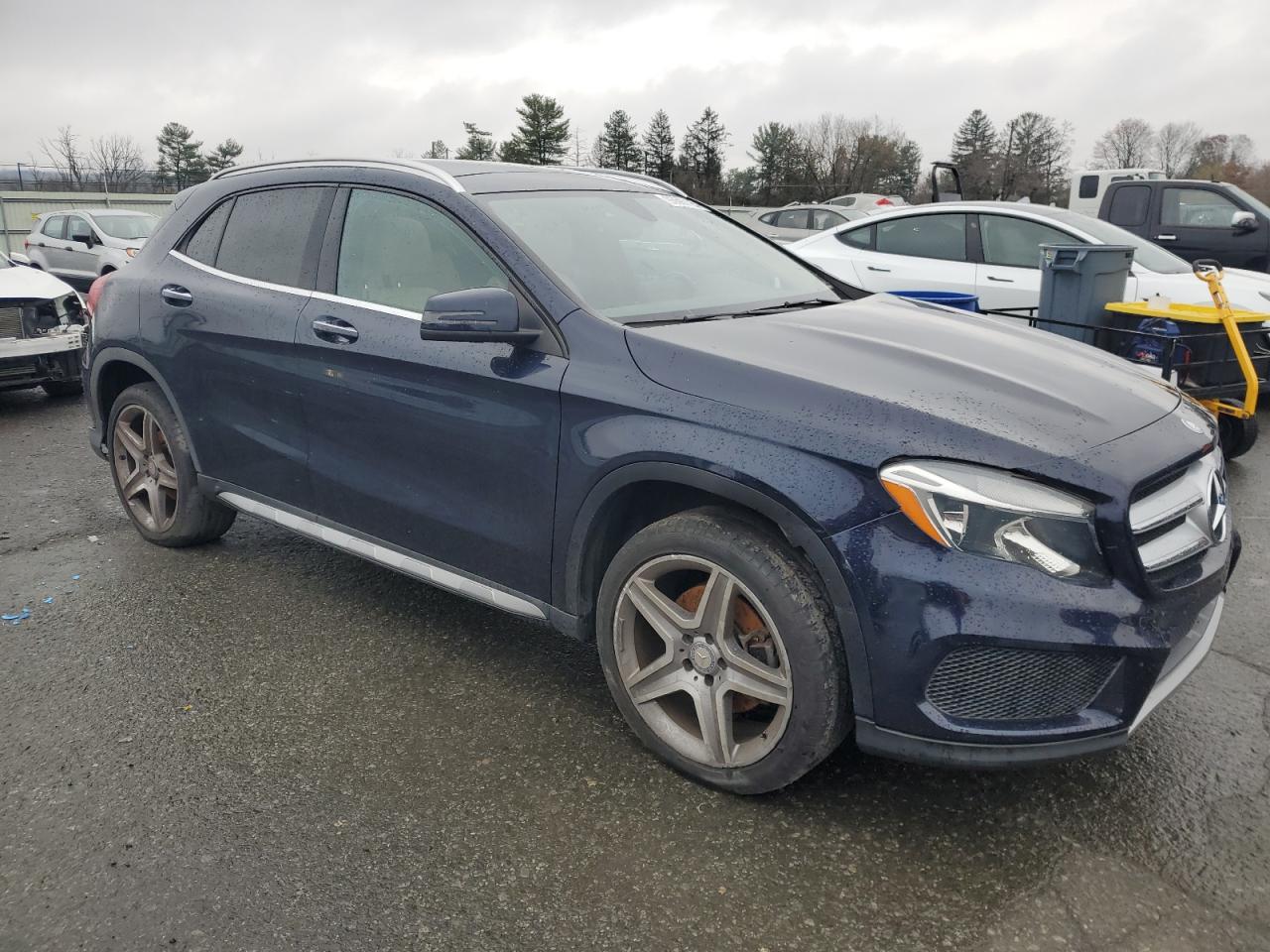 MERCEDES-BENZ GLA-CLASS 250 4MATIC