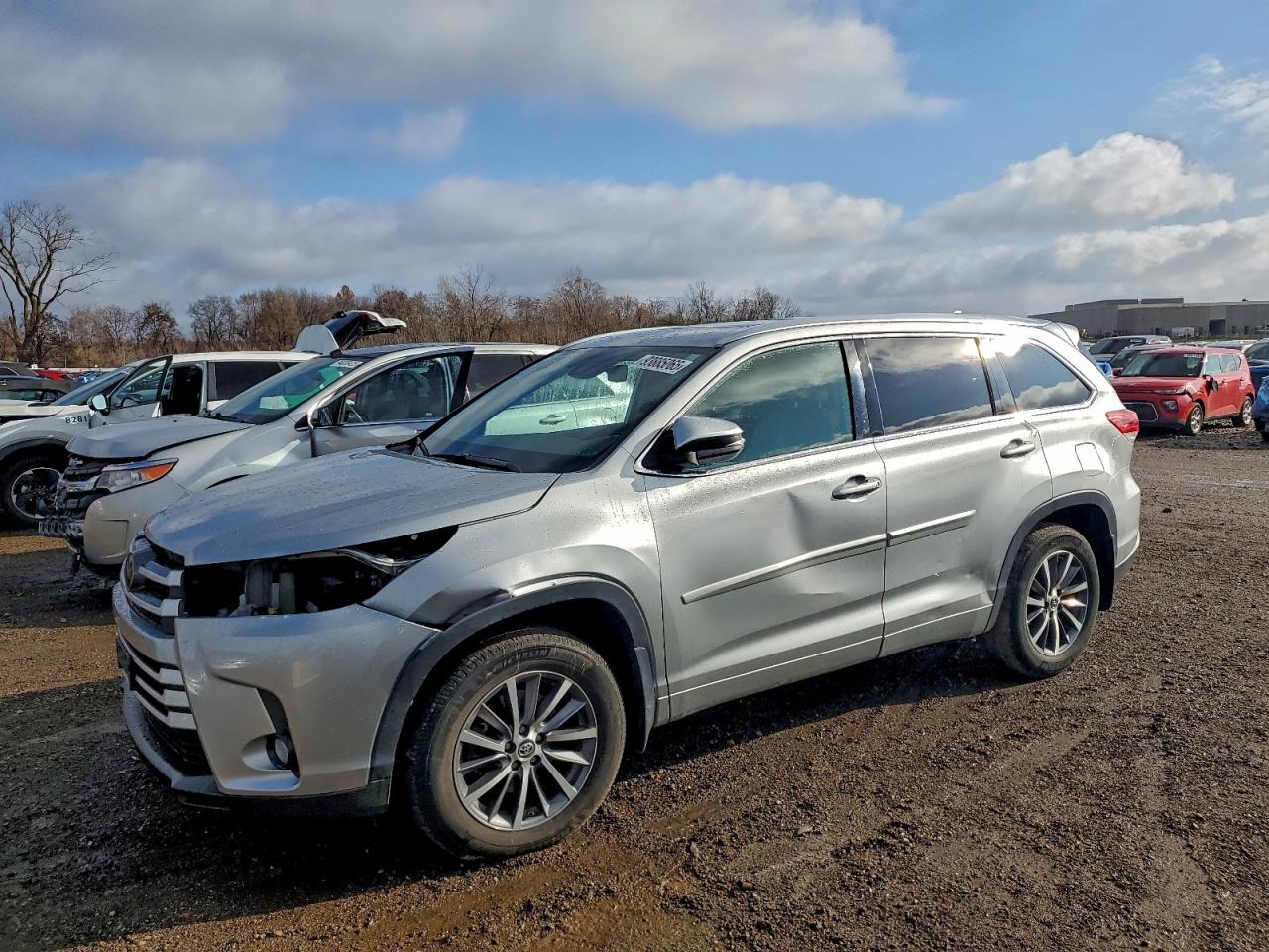 TOYOTA HIGHLANDER SE