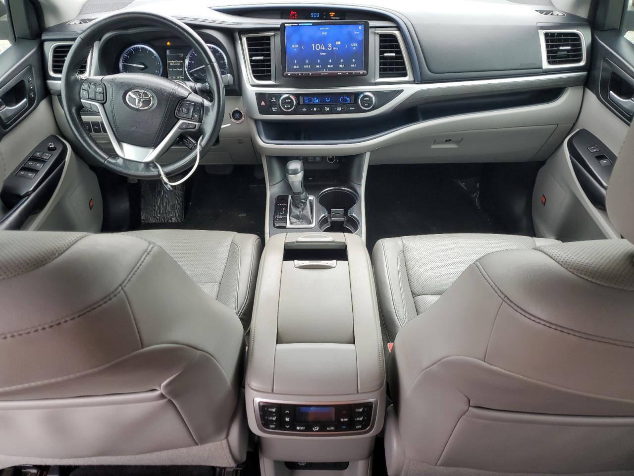 TOYOTA HIGHLANDER LIMITED