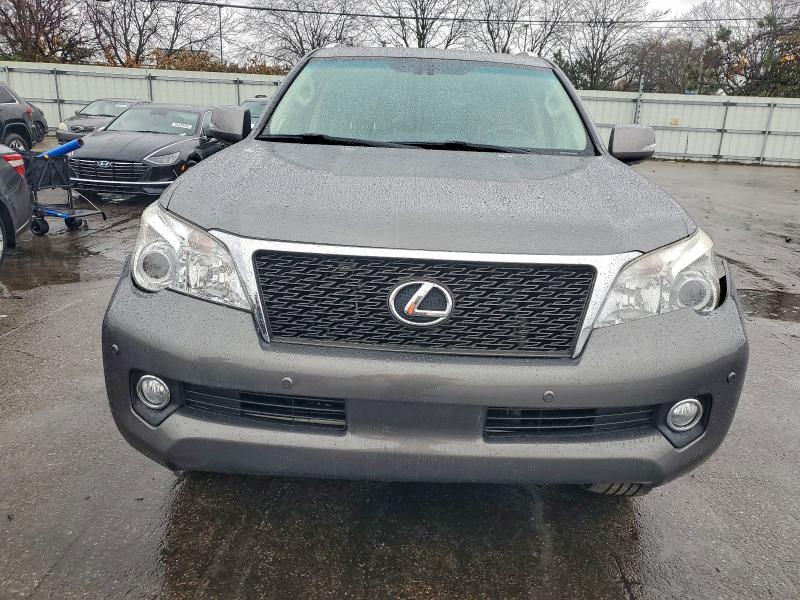2013 LEXUS GX 460 #3301689667