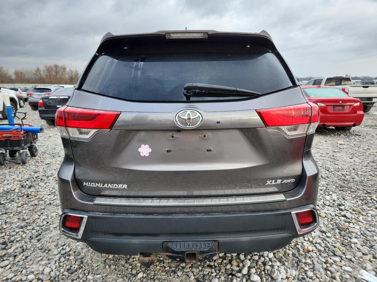 TOYOTA HIGHLANDER SE