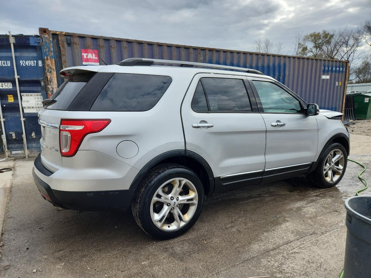 FORD EXPLORER LIMITED