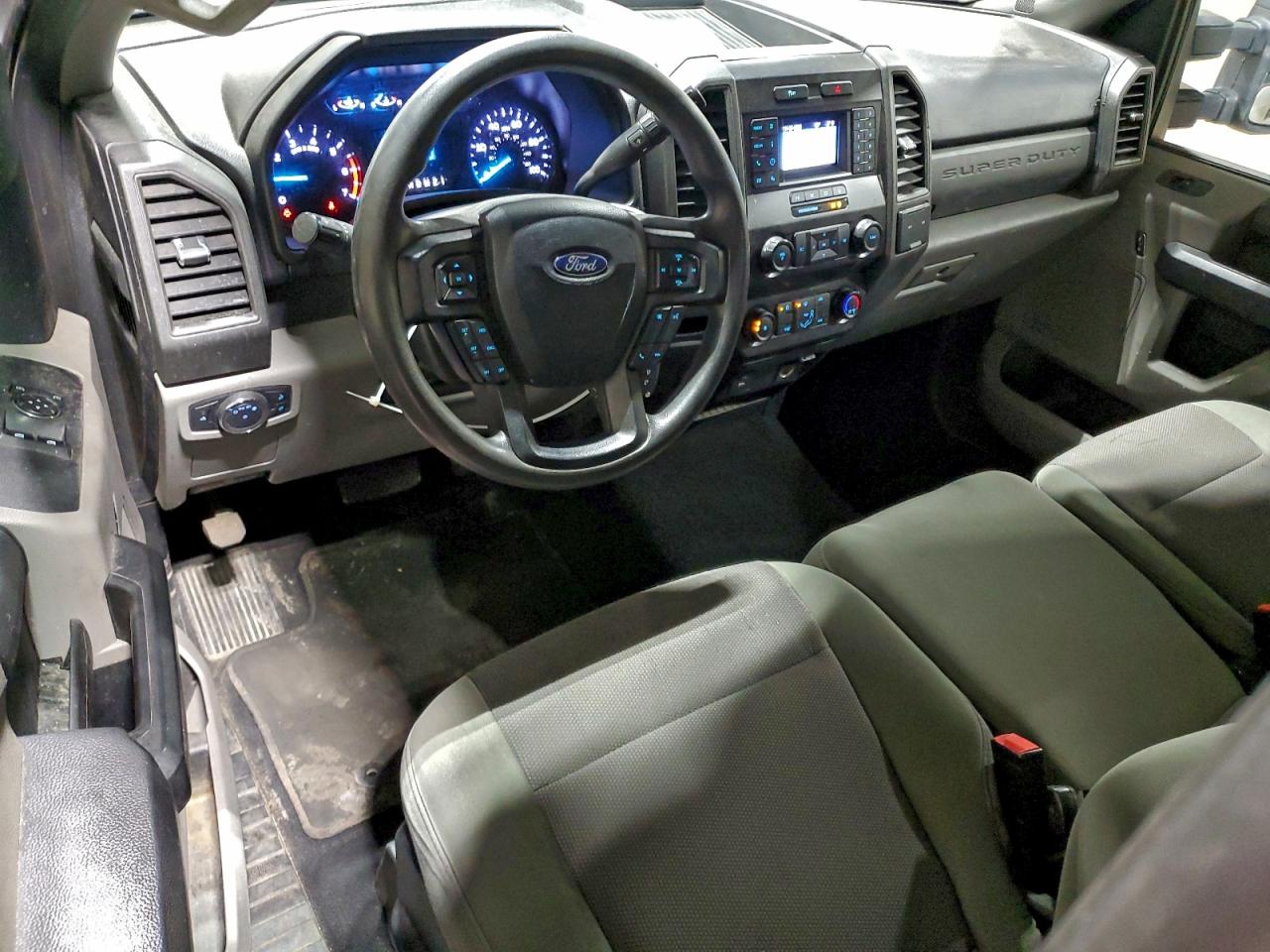 FORD F-250 SUPER DUTY