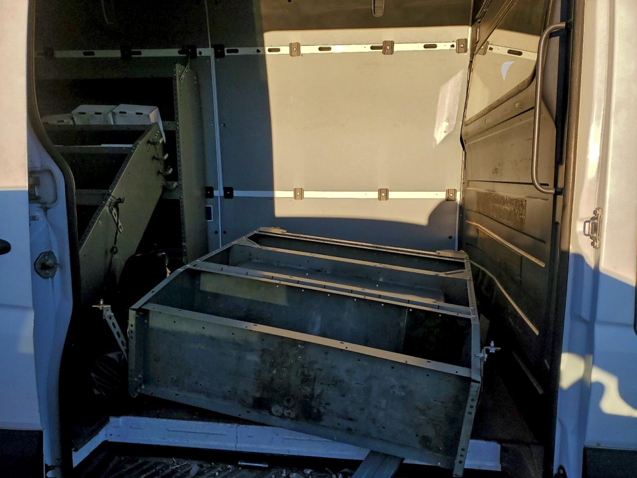 MERCEDES-BENZ SPRINTER 2500