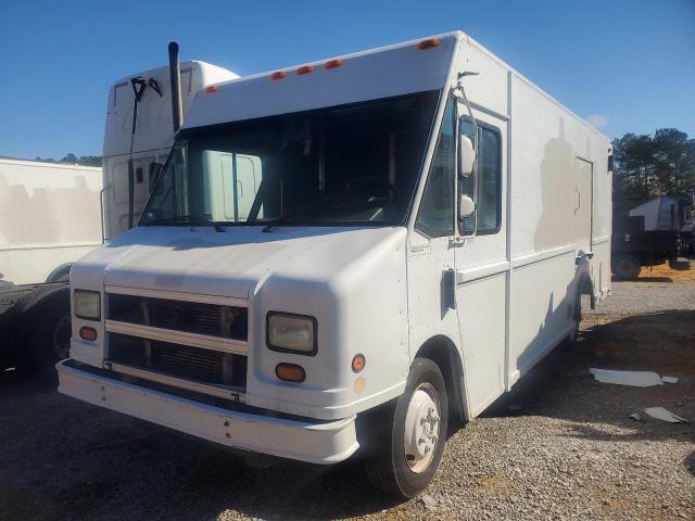 Global Auto Auctions: 2001 FREIGHTLINER CHASSIS