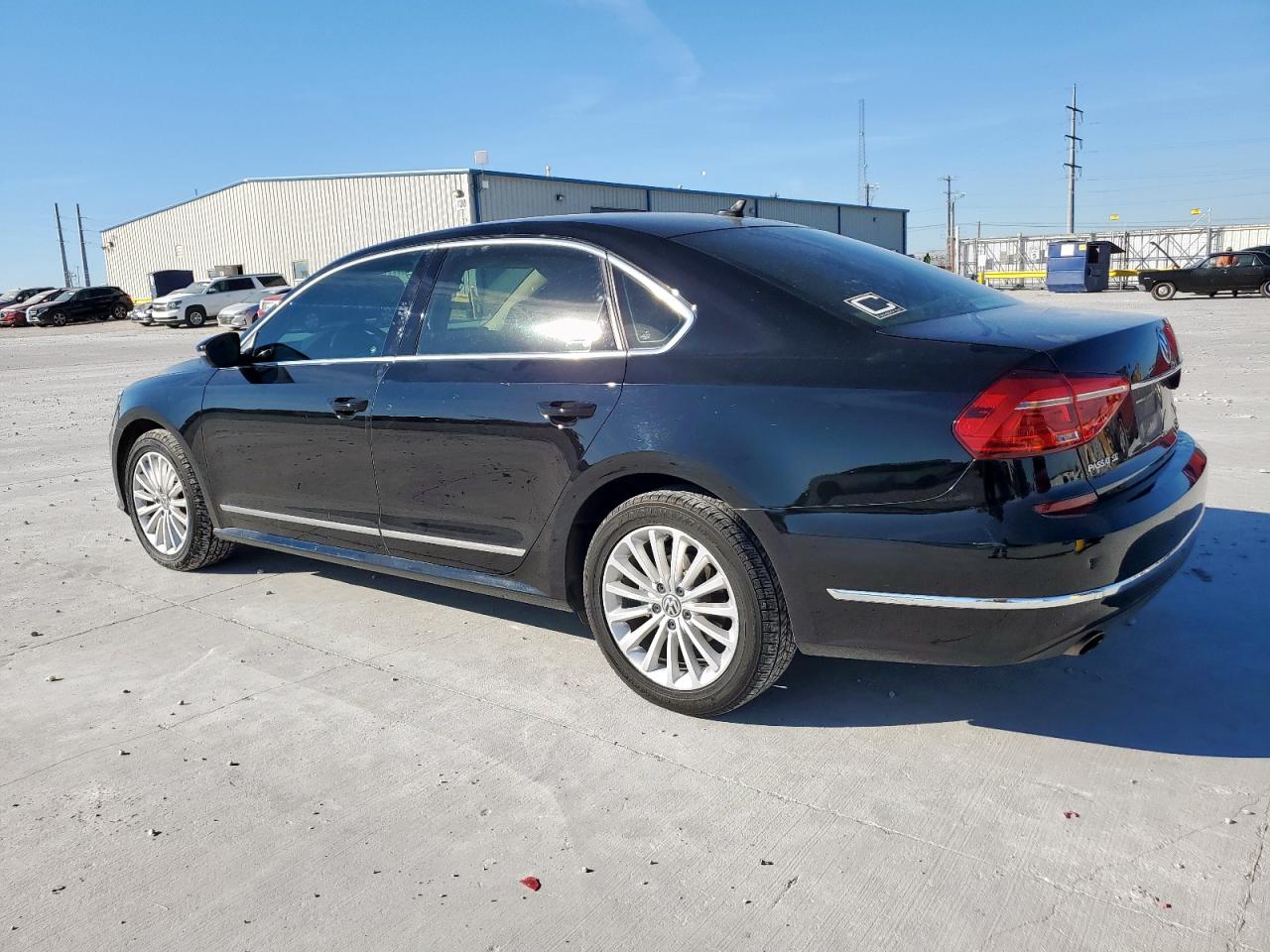 VOLKSWAGEN PASSAT SE