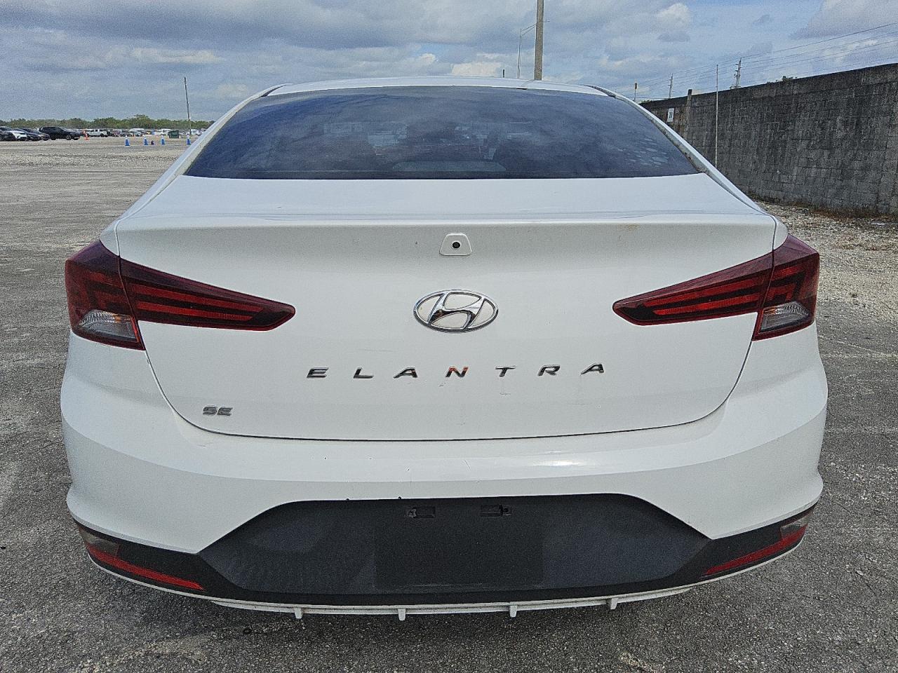 Lot #3304602461 2020 HYUNDAI ELANTRA SE