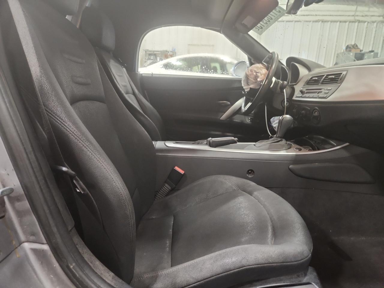 Lot #3302923100 2006 BMW Z4 3.0