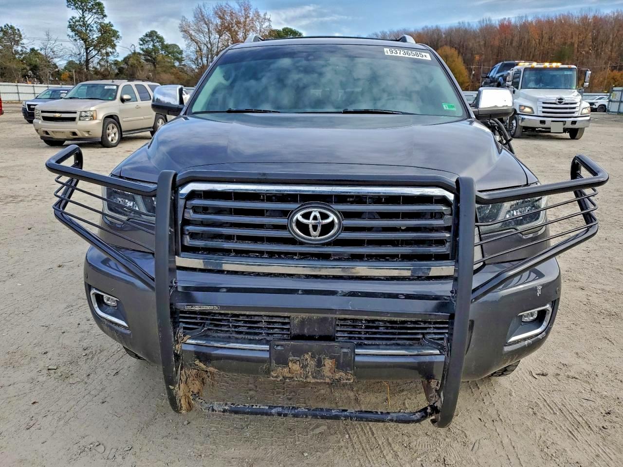 TOYOTA SEQUOIA LIMITED