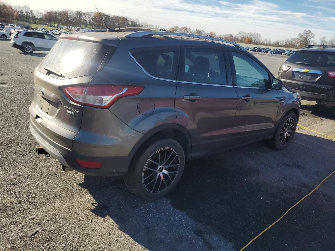 FORD ESCAPE TITANIUM