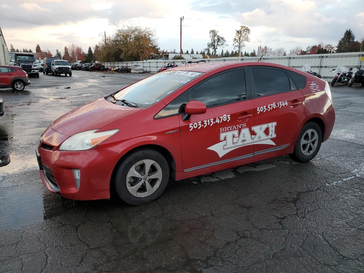 TOYOTA PRIUS