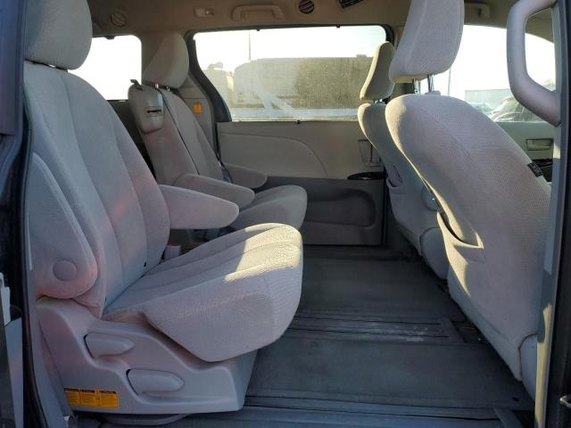 2013 TOYOTA SIENNA LE #3305331324