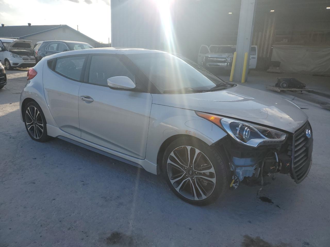 HYUNDAI VELOSTER TURBO