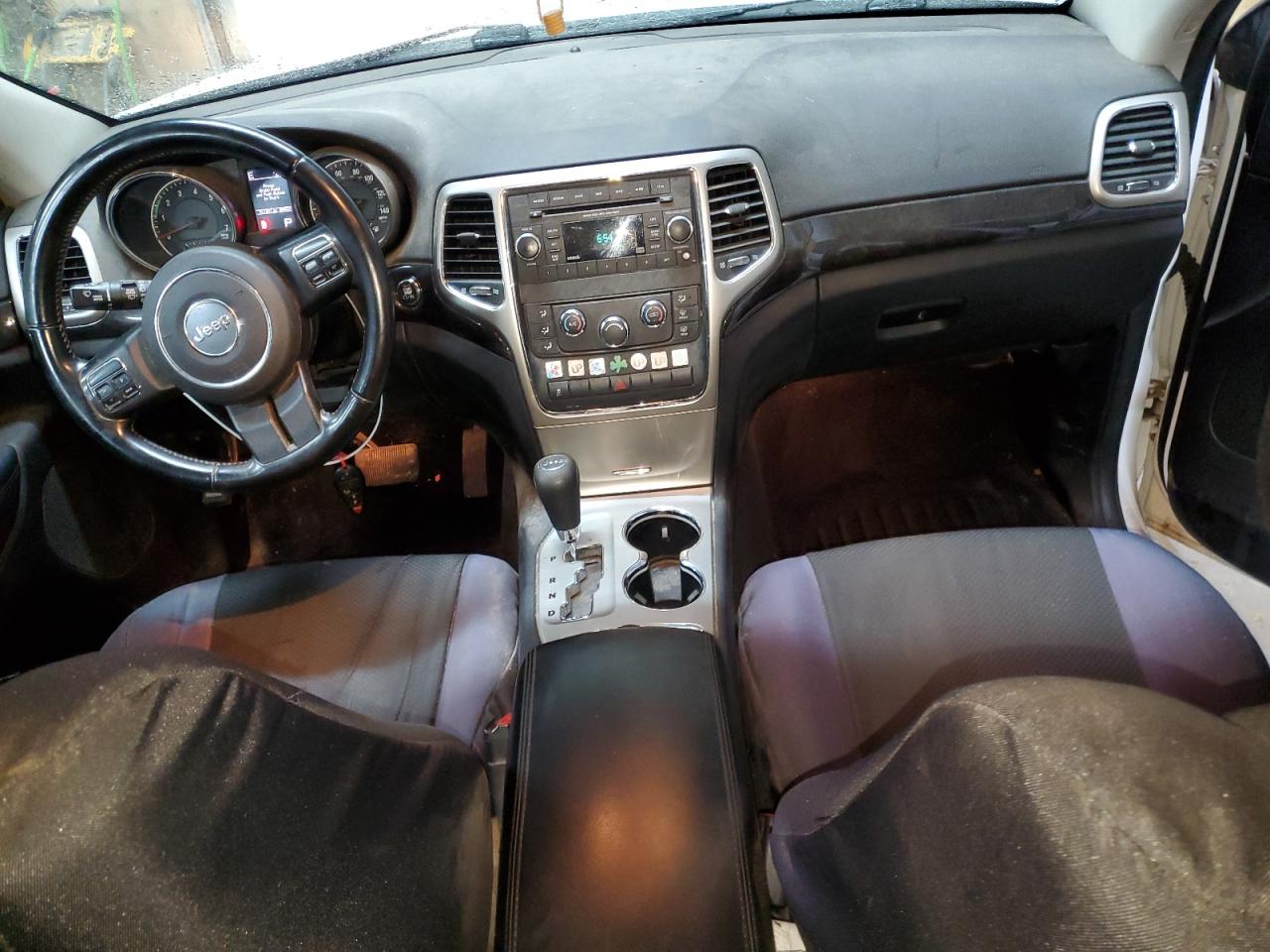 JEEP GRAND CHEROKEE LAREDO