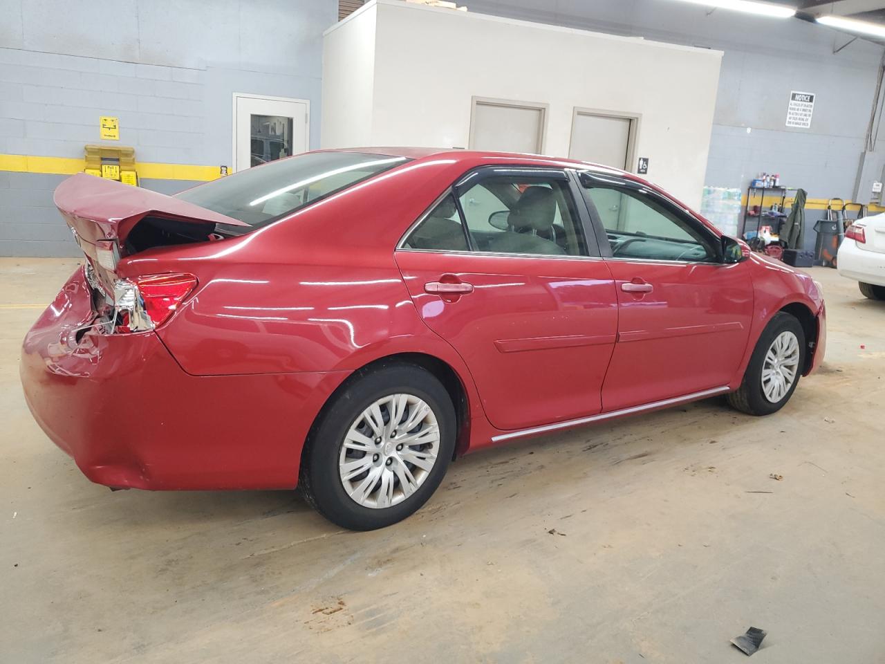 TOYOTA CAMRY L