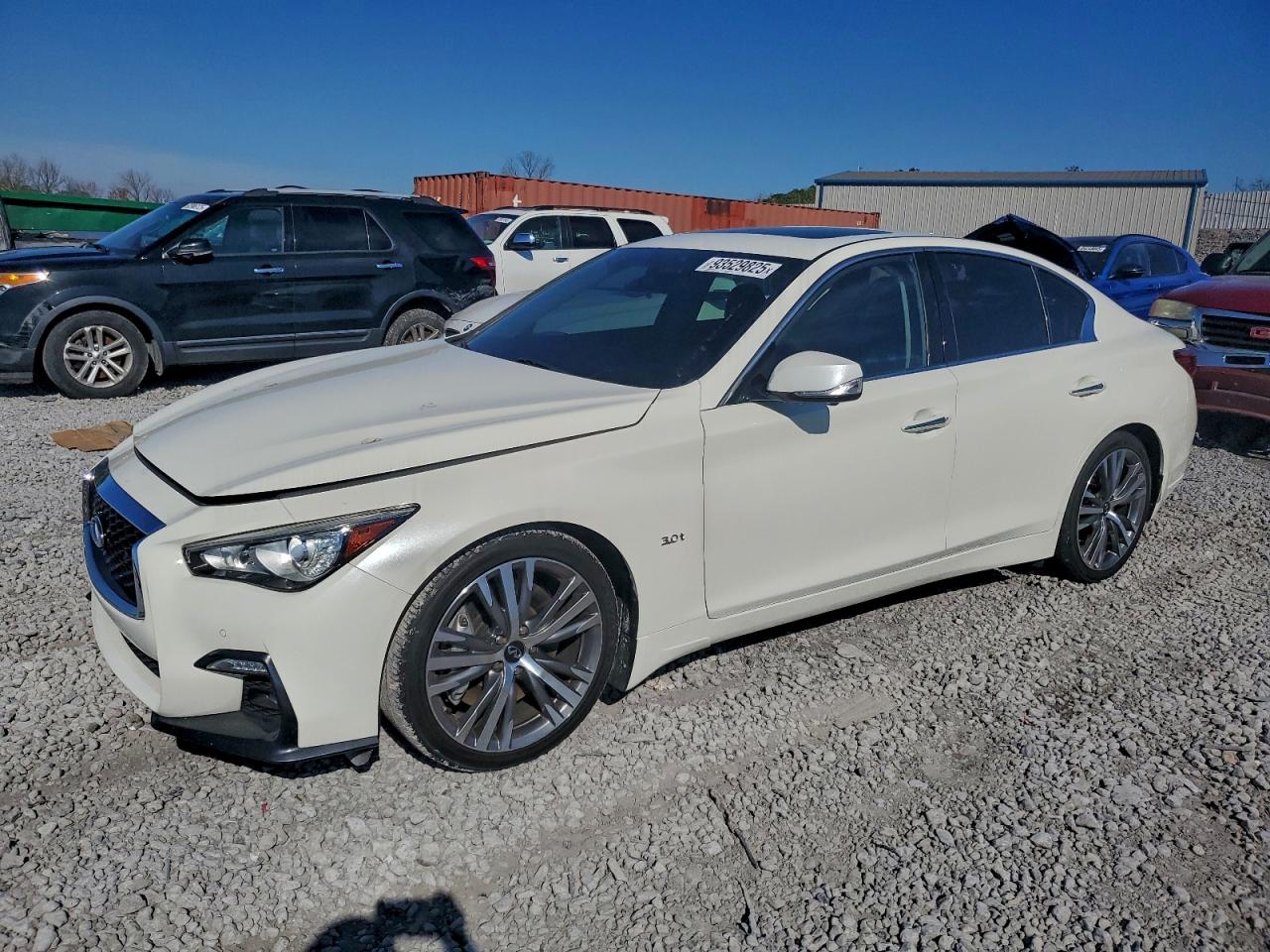 INFINITI Q50 LUXE