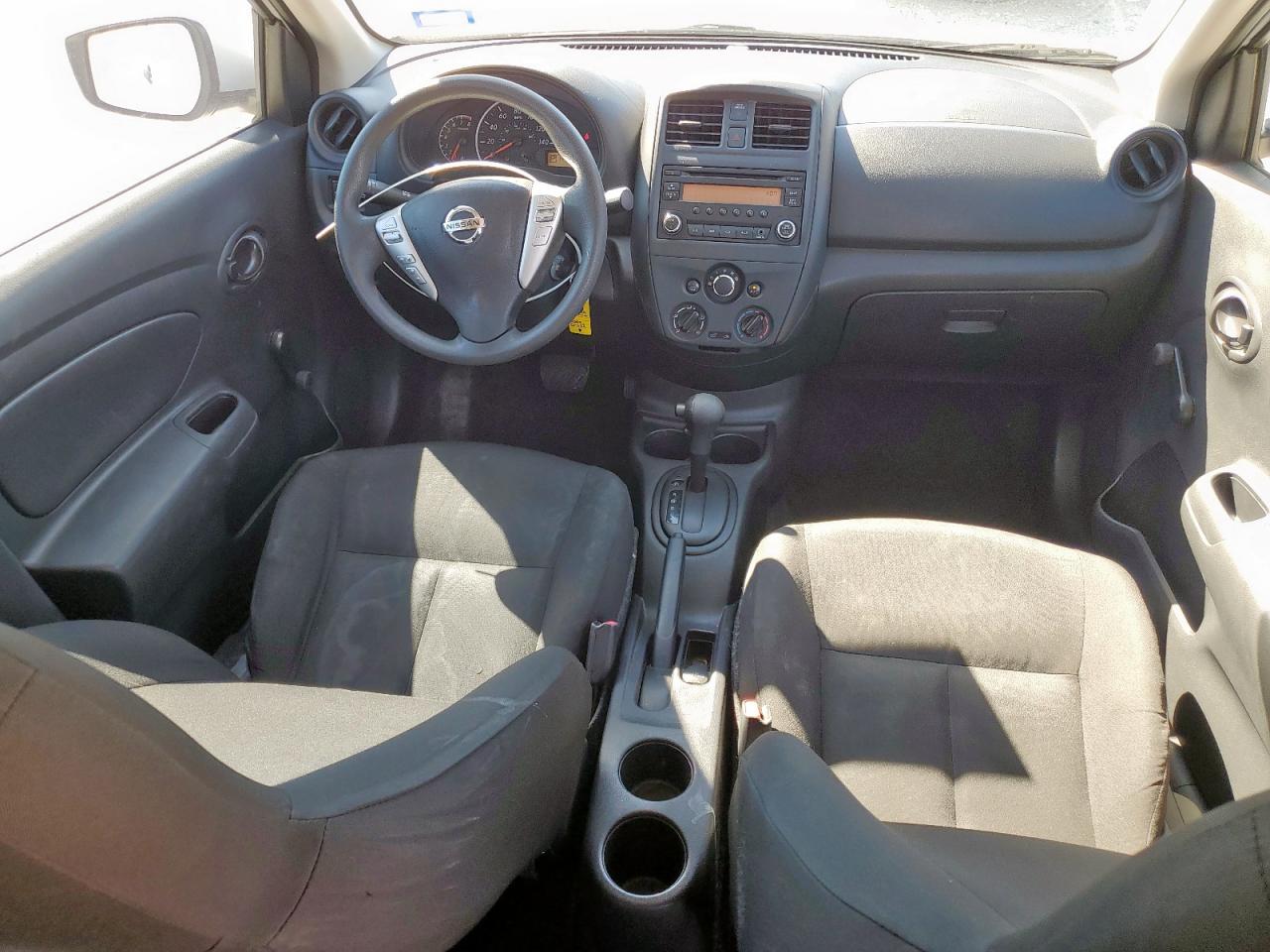 NISSAN VERSA S