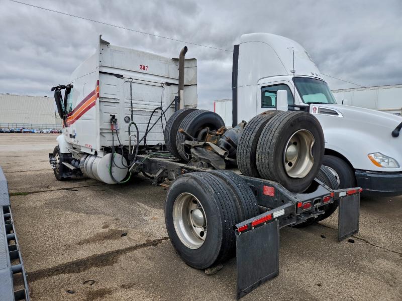 2025 VOLVO VNR #3301689689