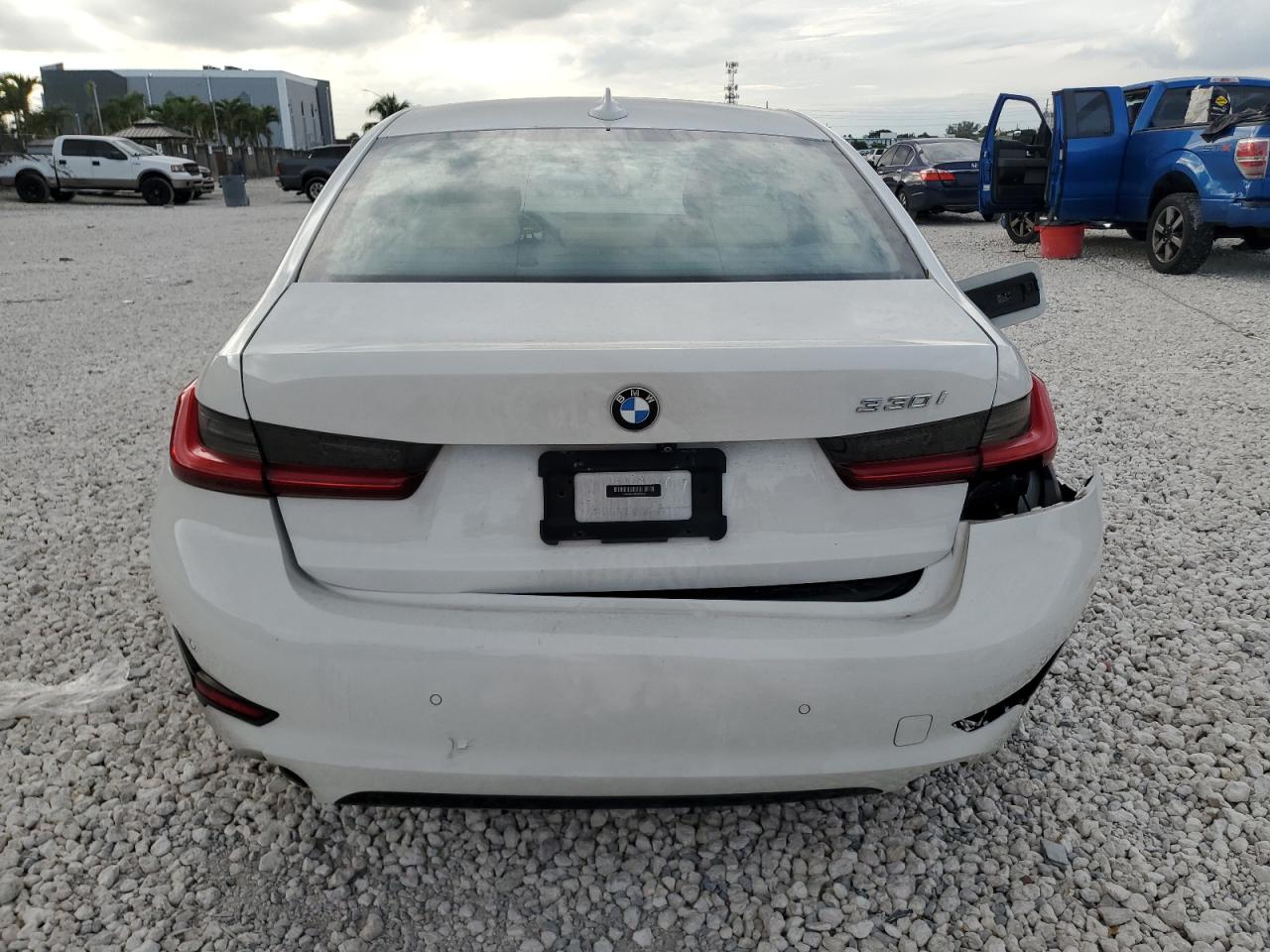 BMW 3 SERIES 330I