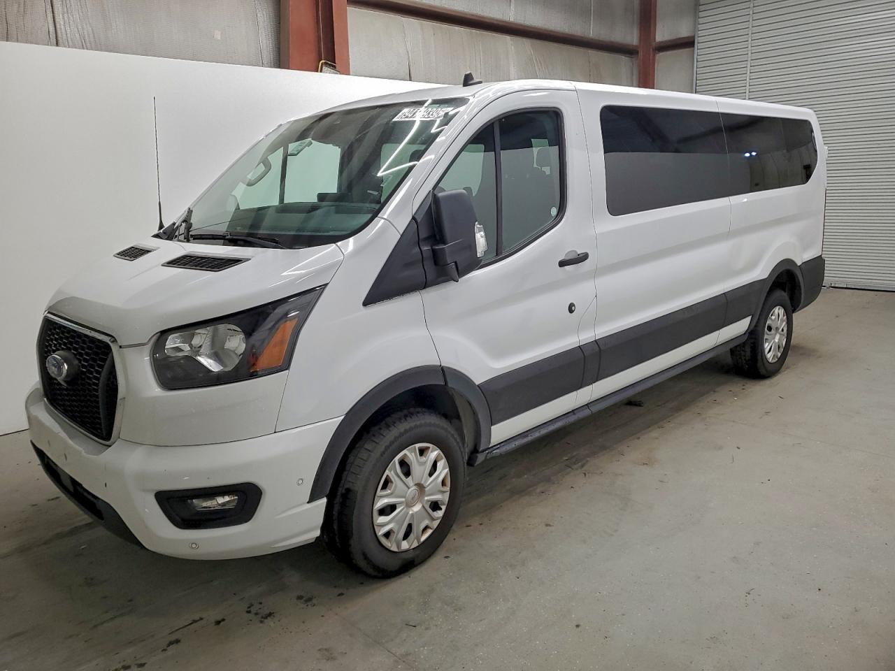 Lot #3315617774 2023 FORD TRANSIT T-
