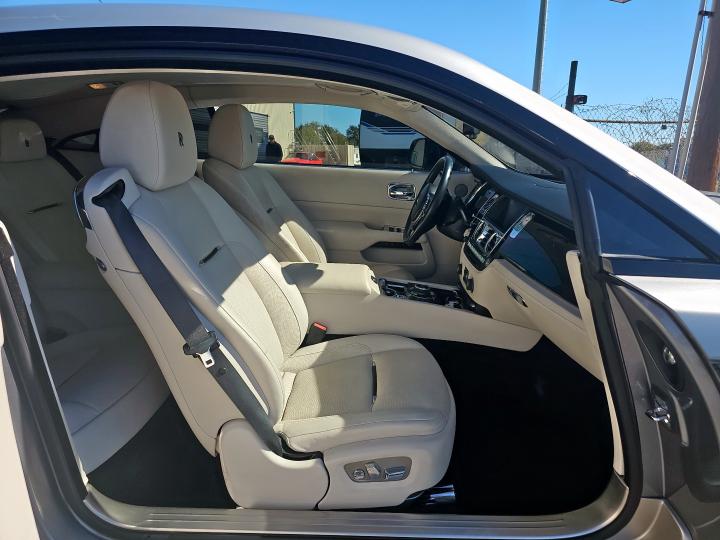 2016 ROLLS-ROYCE WRAITH SCA665C58GUX86329