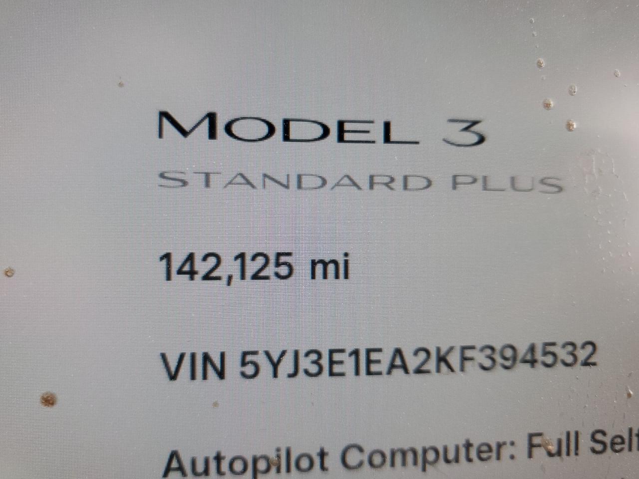 TESLA MODEL 3