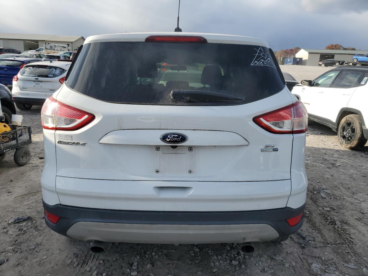 FORD ESCAPE SE