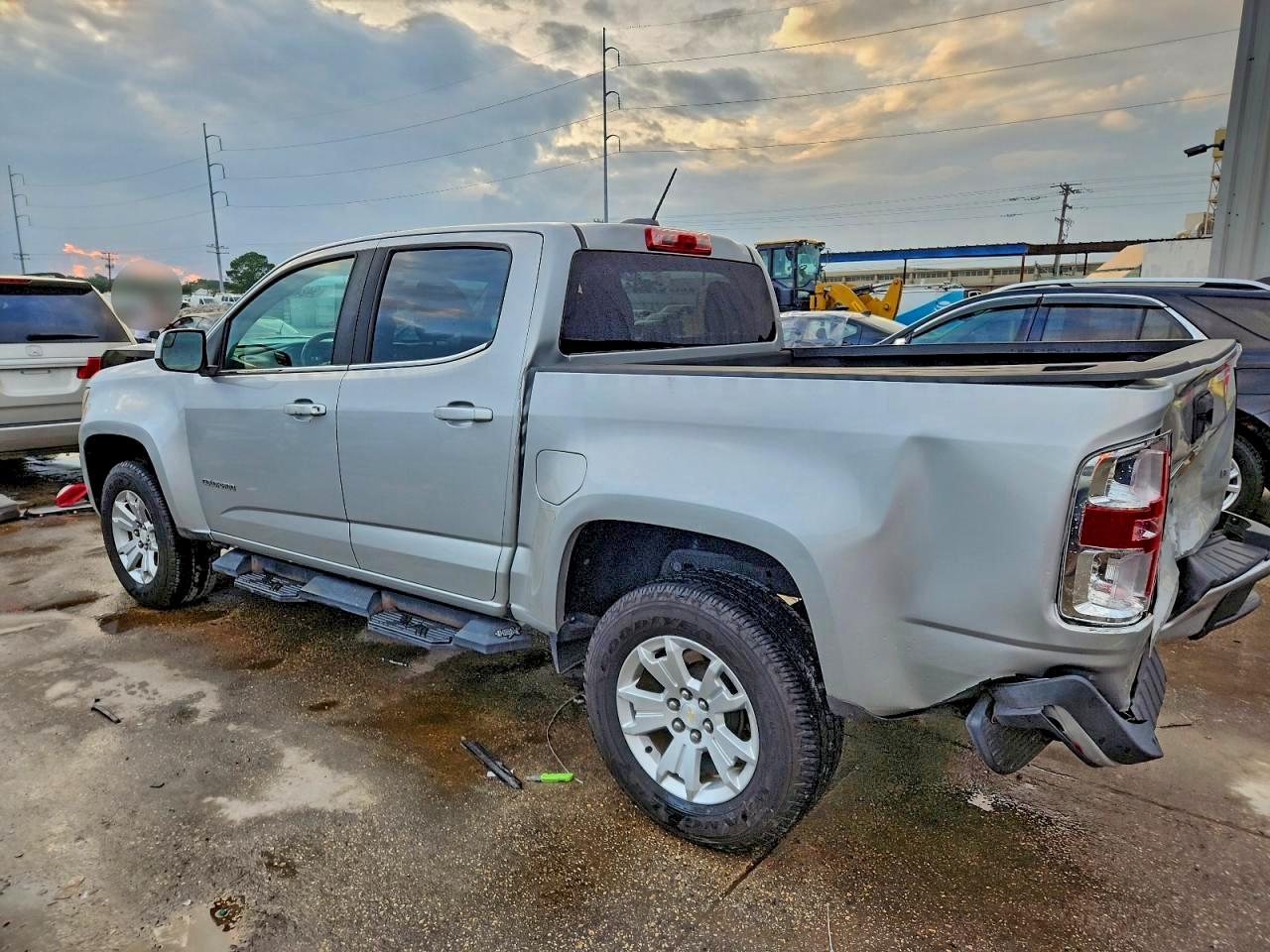 CHEVROLET COLORADO LT
