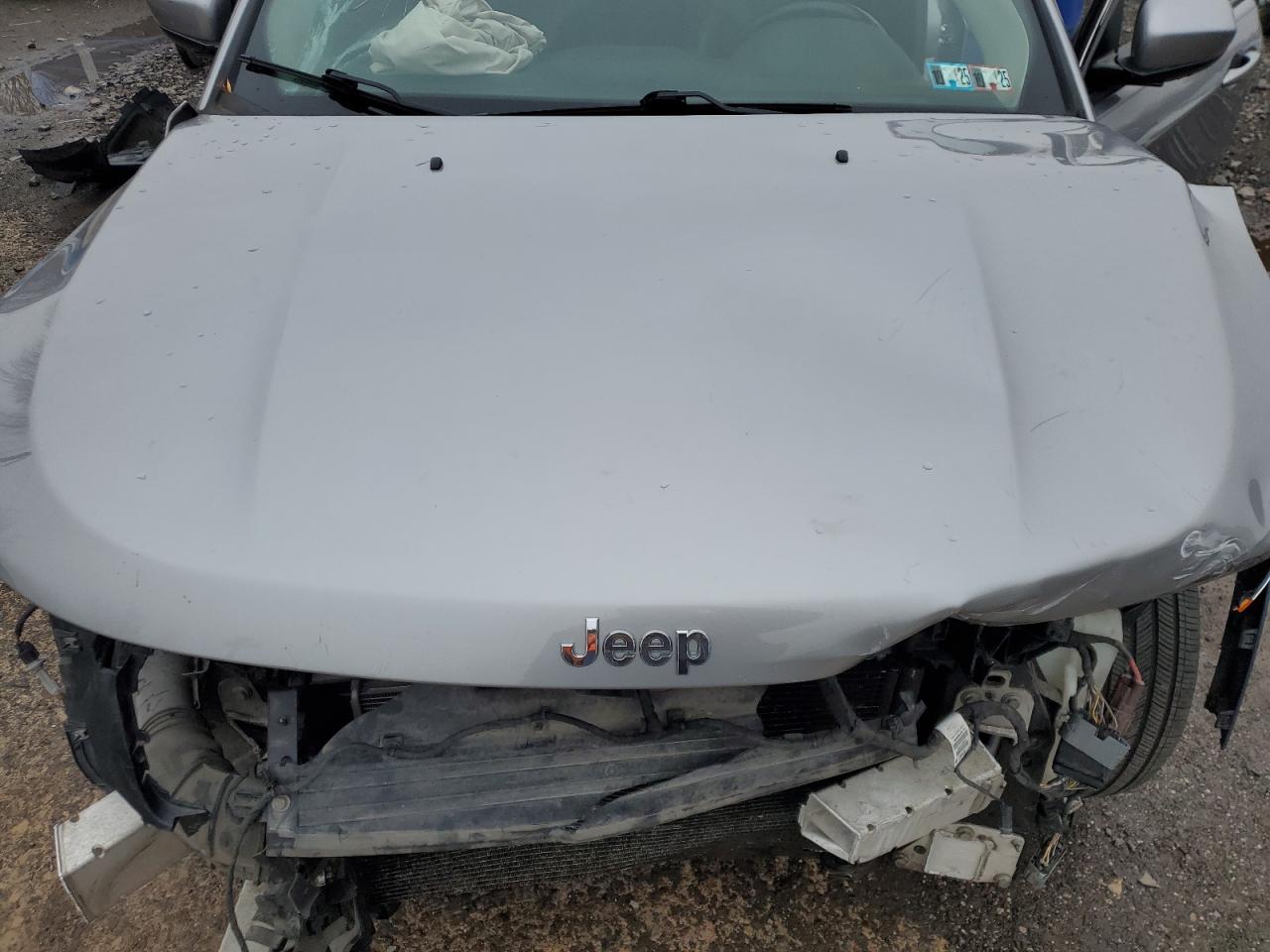 JEEP COMPASS LATITUDE