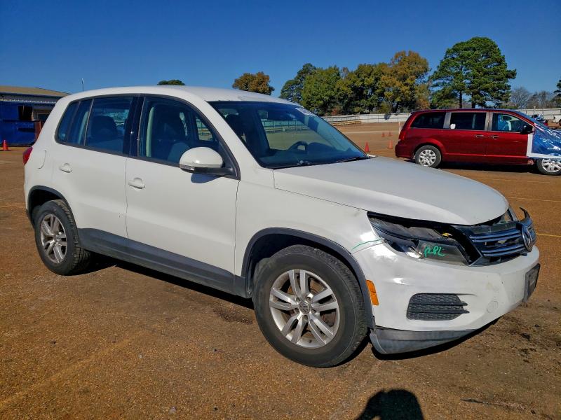2014 VOLKSWAGEN TIGUAN S #3302937628