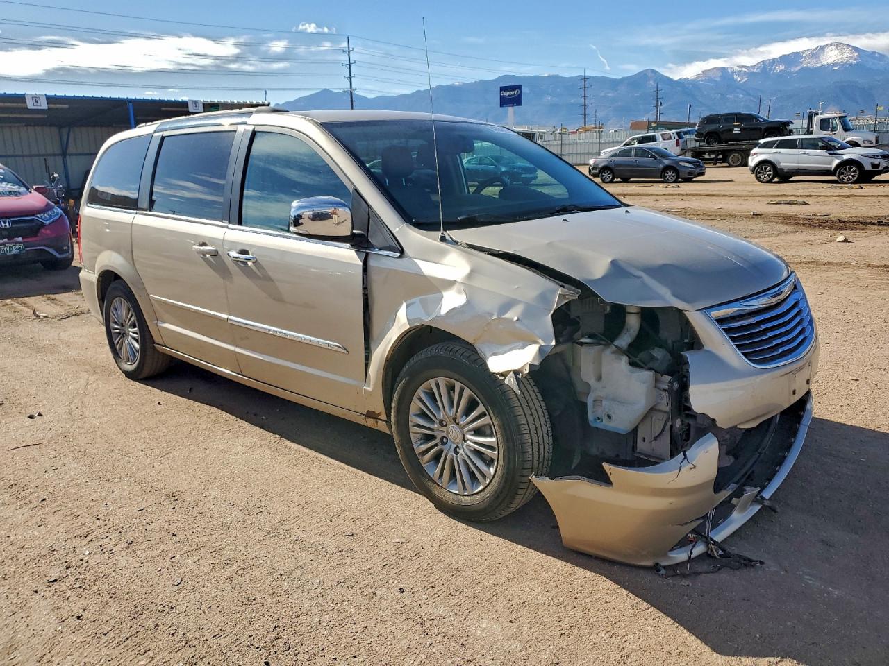 CHRYSLER TOWN & COUNTRY TOURING L