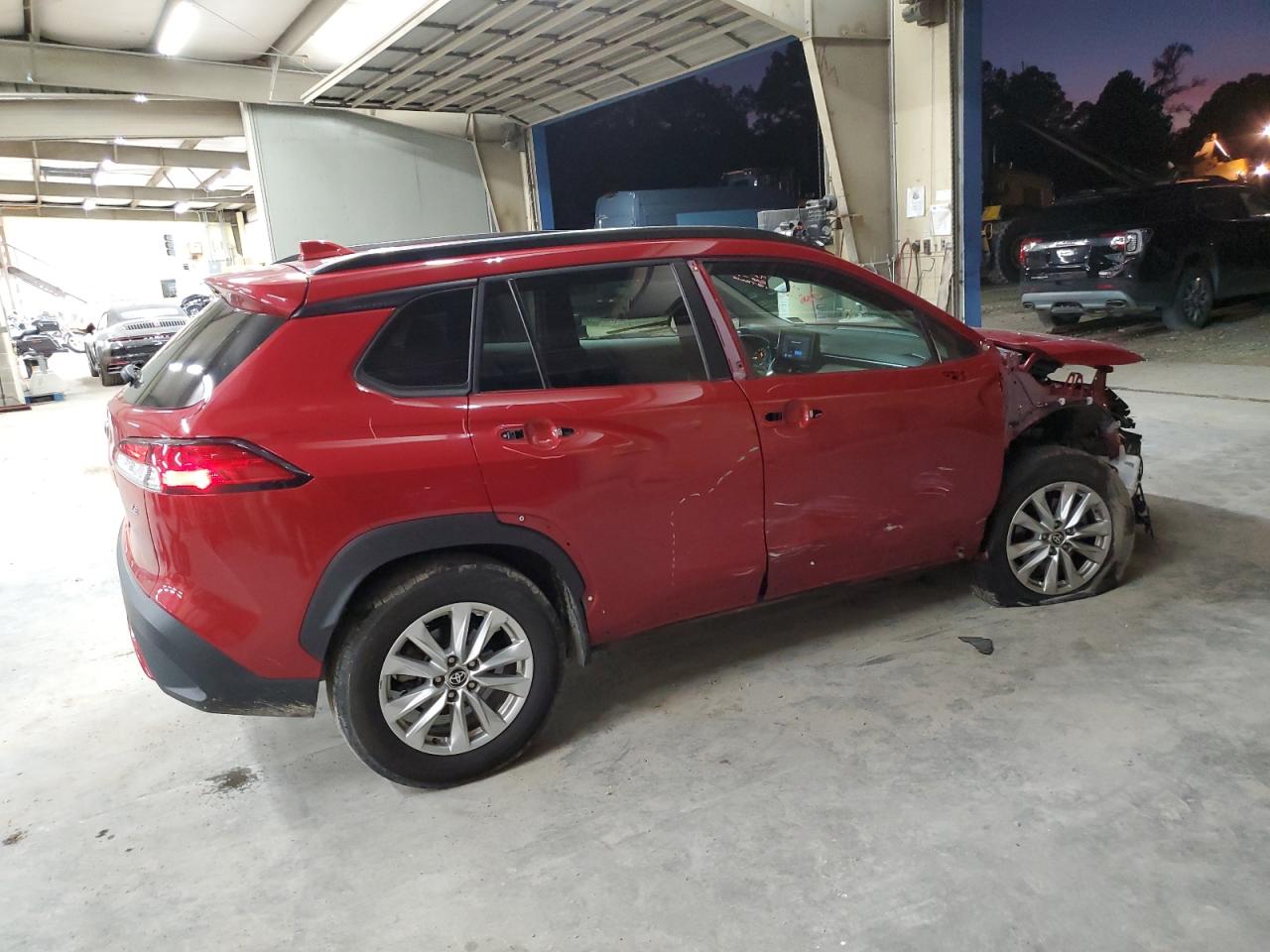 TOYOTA COROLLA CROSS LE