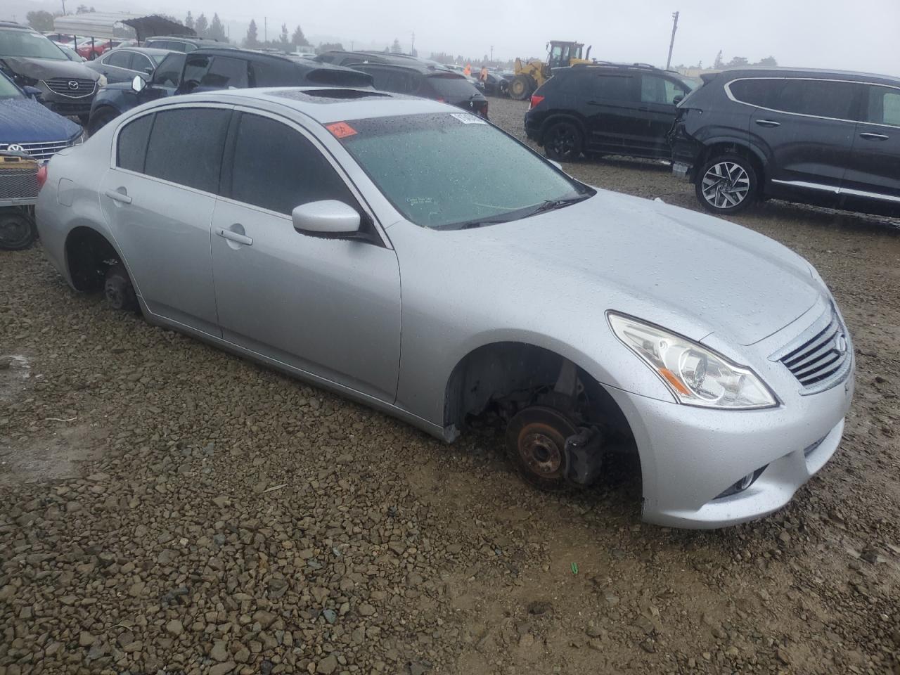 INFINITI G37 BASE
