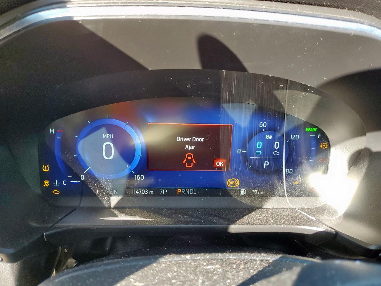 FORD ESCAPE TITANIUM