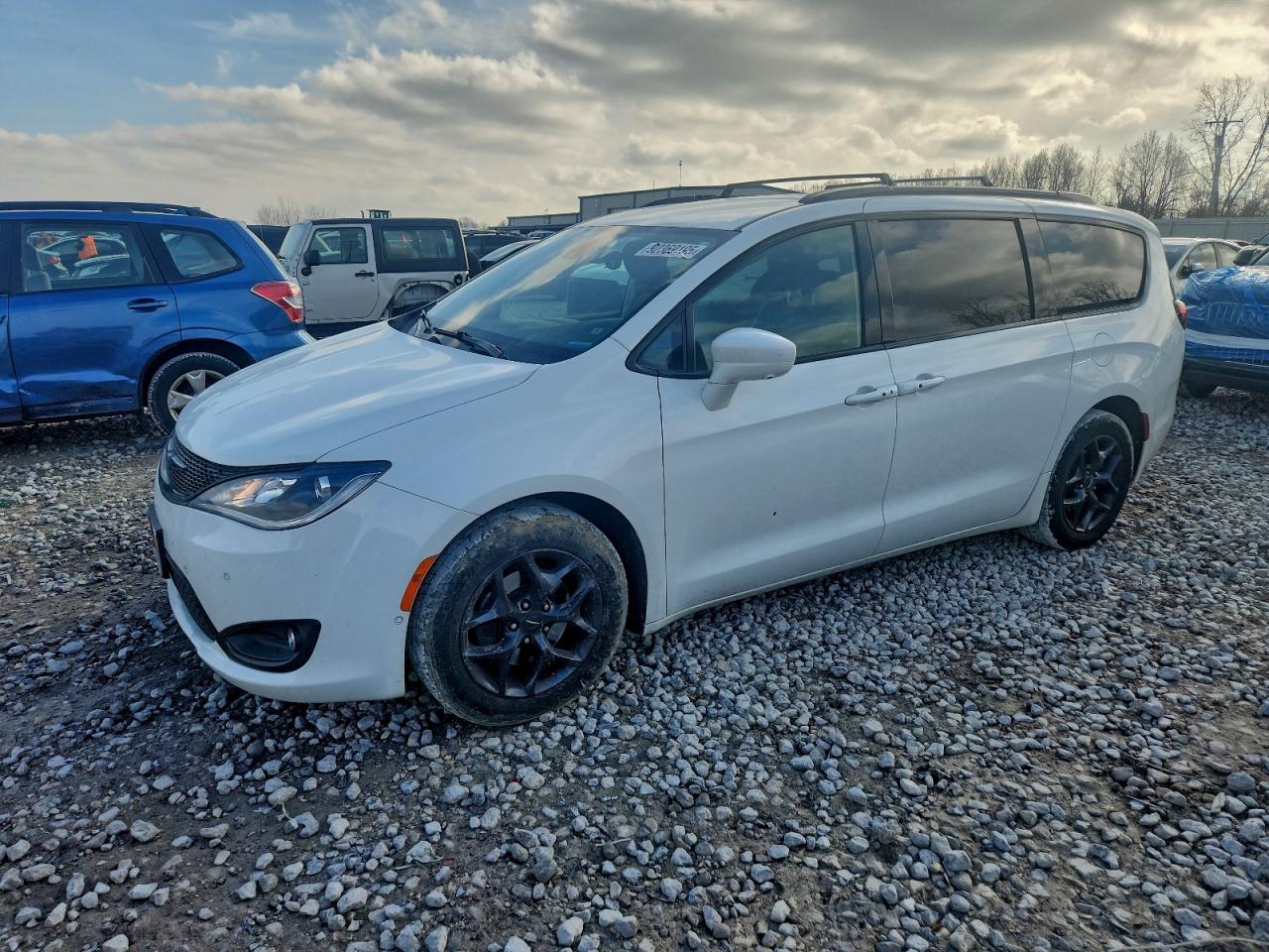 CHRYSLER PACIFICA TOURING L